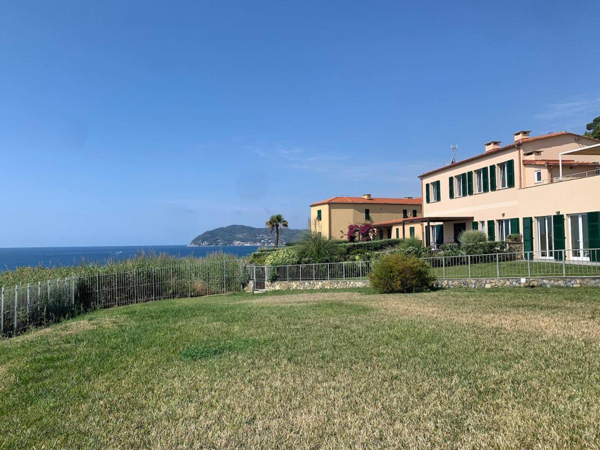 Incanto Sul Mare Con Enorme Terrazza E Piscina 切尔沃 外观 照片