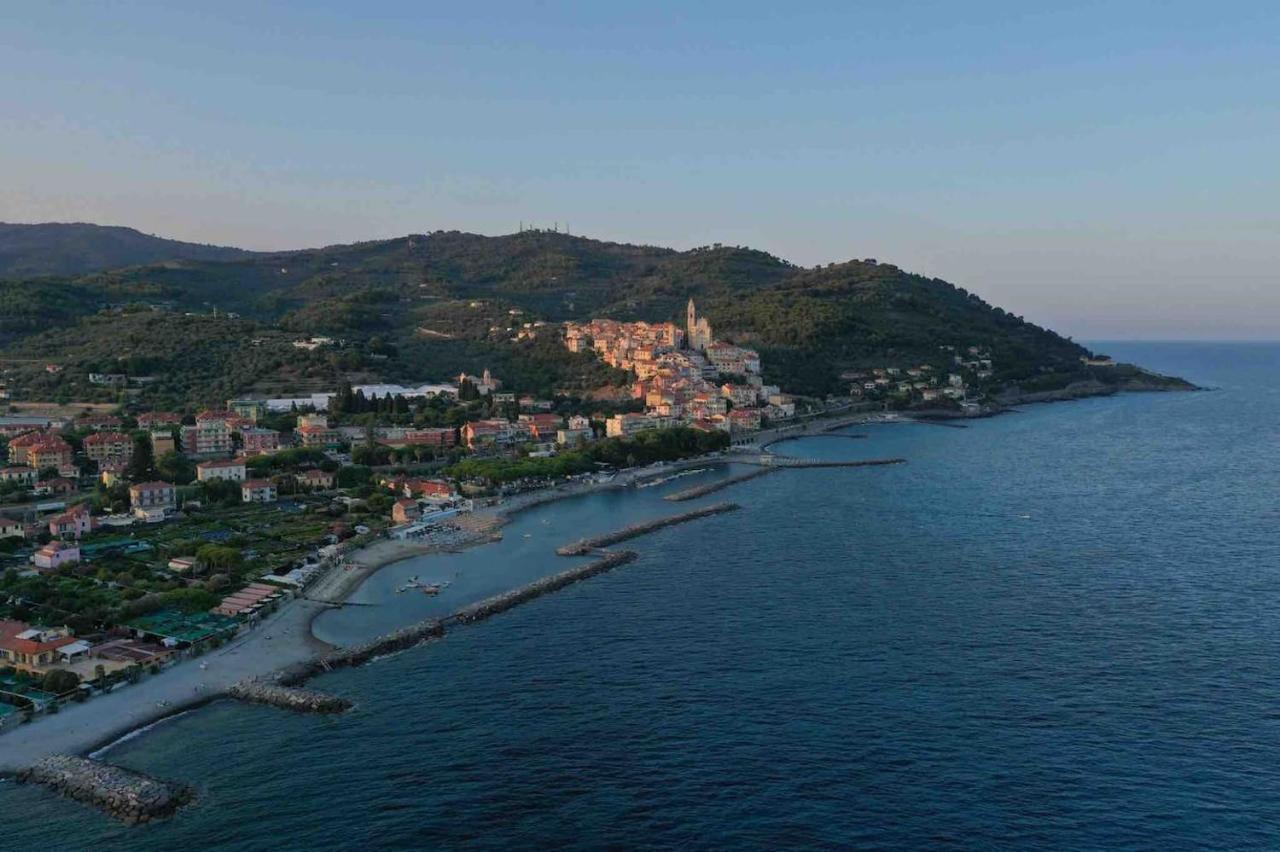 Incanto Sul Mare Con Enorme Terrazza E Piscina 切尔沃 外观 照片